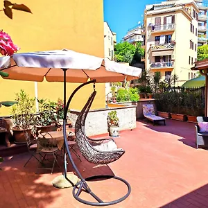 Vatican Heart Leone - Terrace Rome